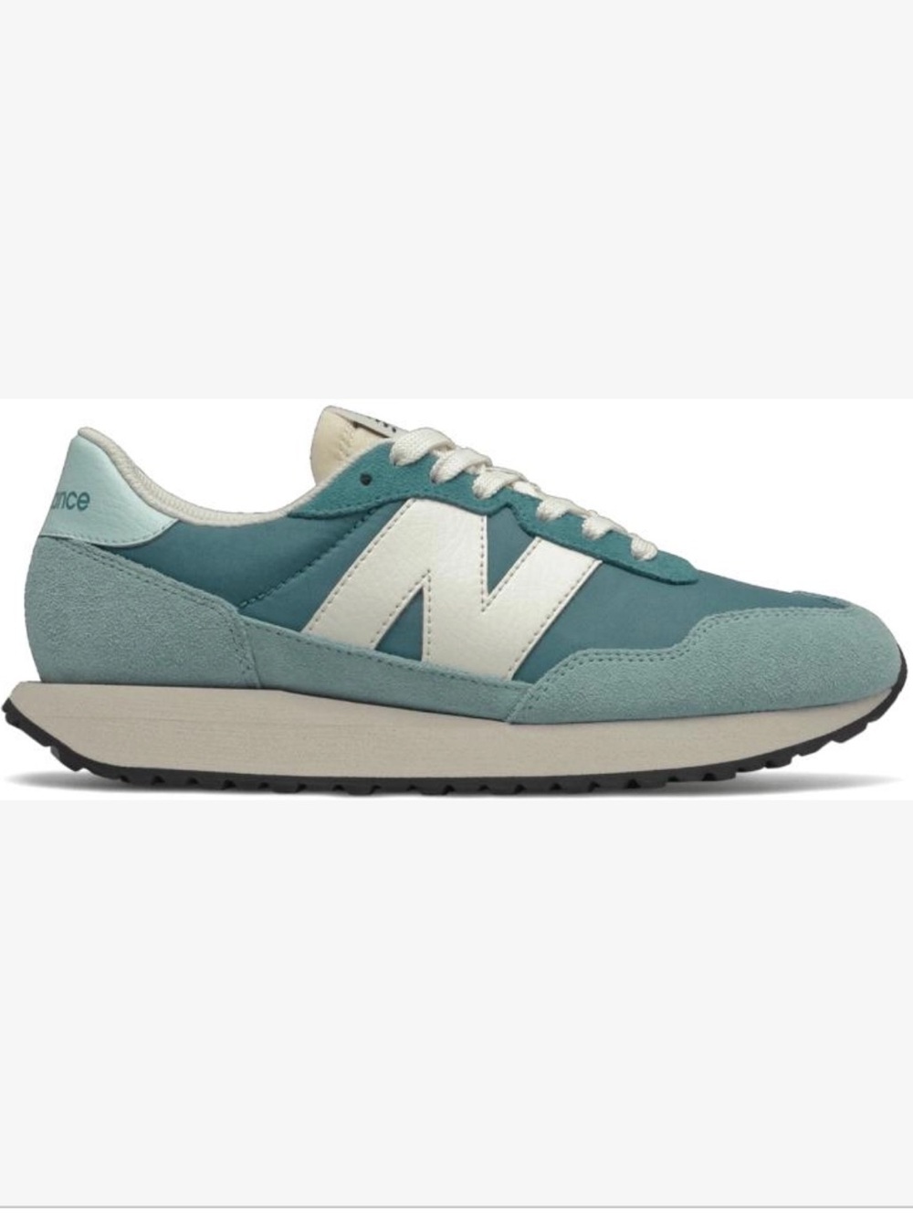 New Balance 237 Sneakers in Deep Sea/Storm Blue Women’s Size 8